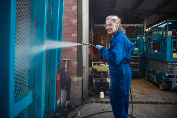 Best Factory Floor Cleaning  in Brook Park, OH